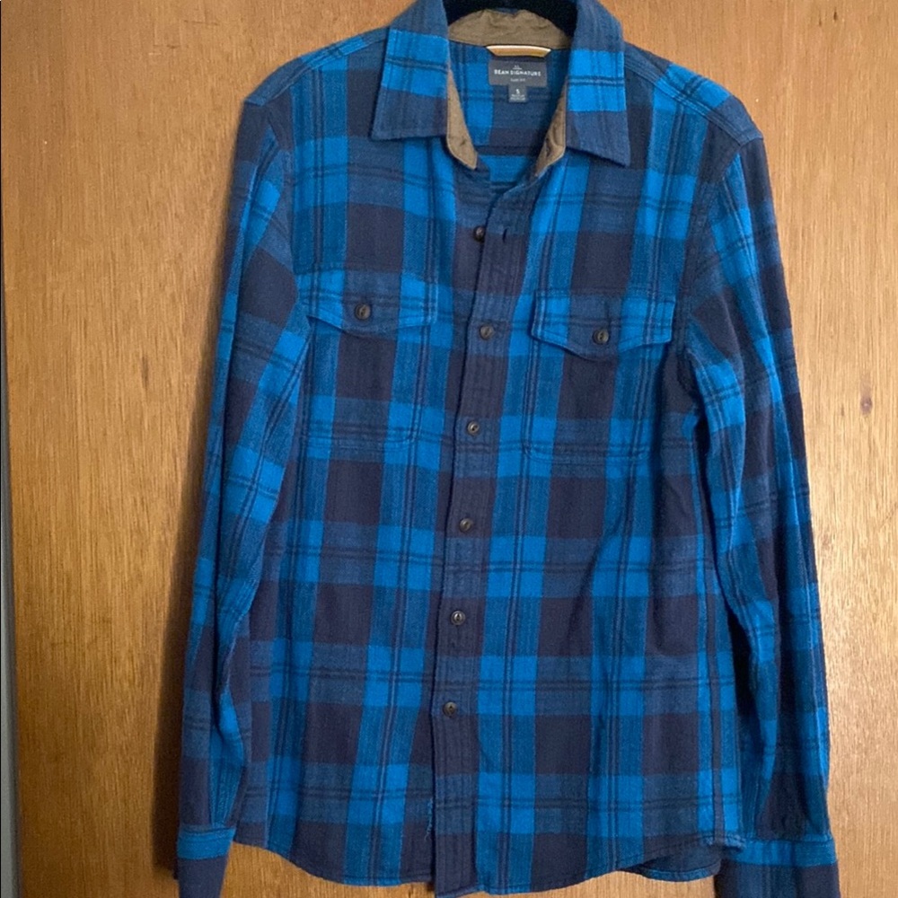 LL Bean Signature Plaid Button-Up Shirt